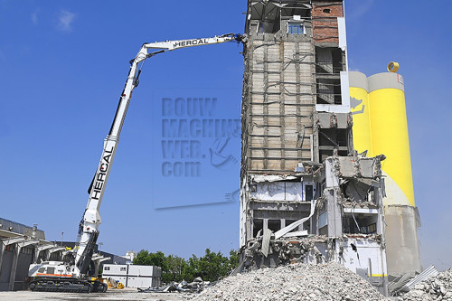 R980 Demolition